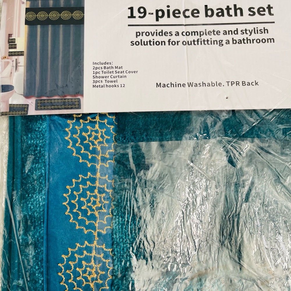 Luxurious Teal and Gold 19-Piece Bath Set
